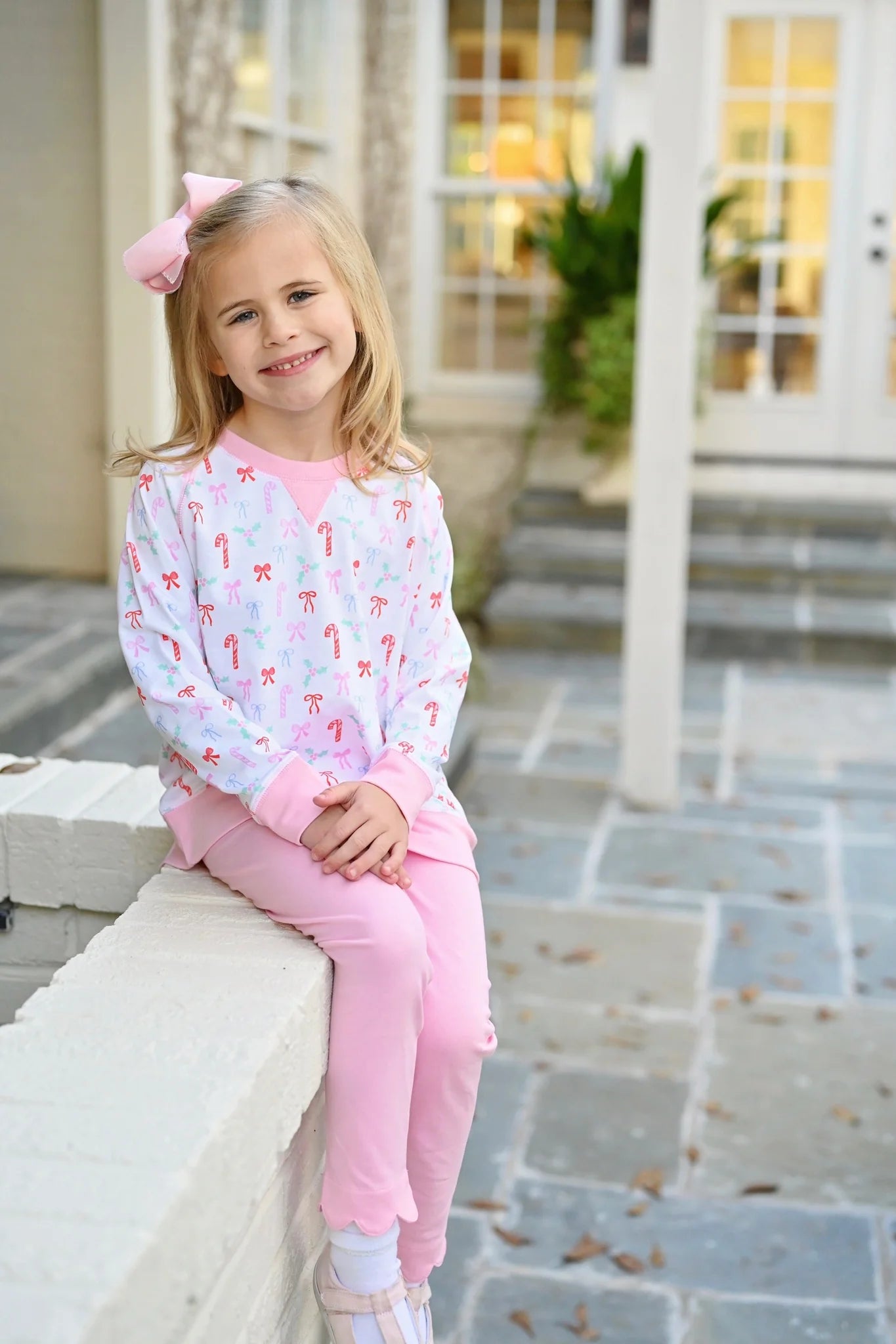 Light Pink Scallop Leggings