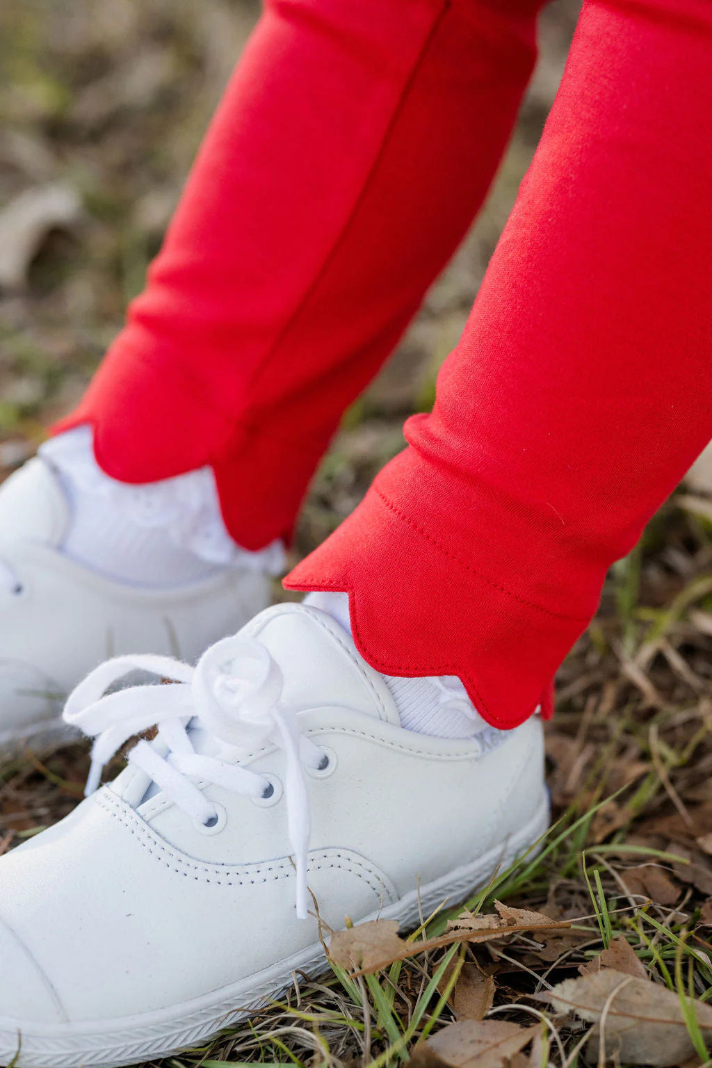 Red Scallop Leggings Full Bloom