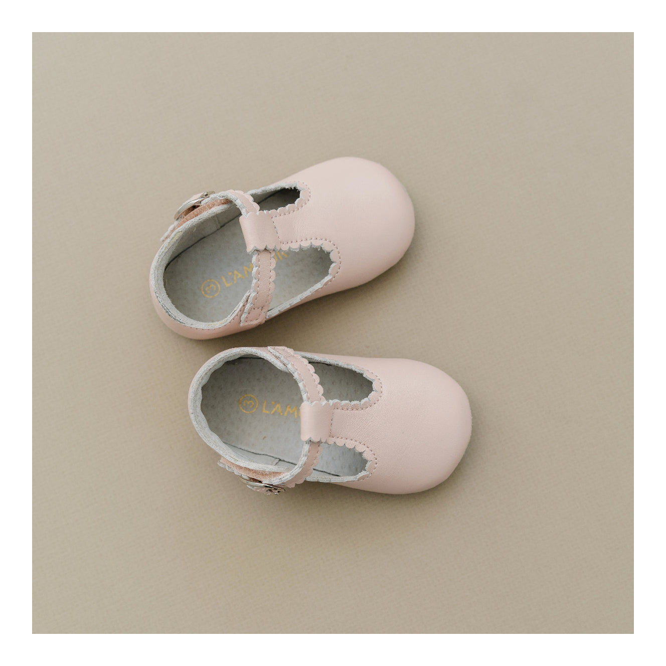 Elodie Girls Scalloped T-Strap Crib Shoe - Pink