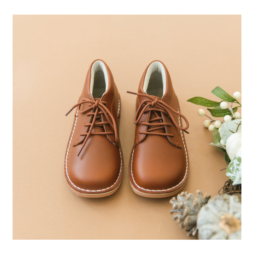 Tuck Mid-Top Lace Up Shoe - Cognac