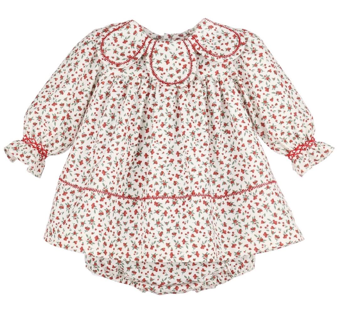 Winterberry Petal Float Red