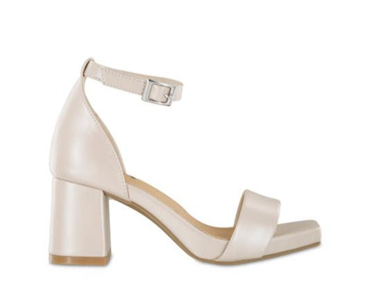 Cassai Heeled Sandal - Champagne