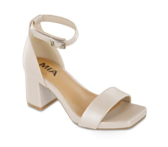 Cassai Heeled Sandal - Champagne